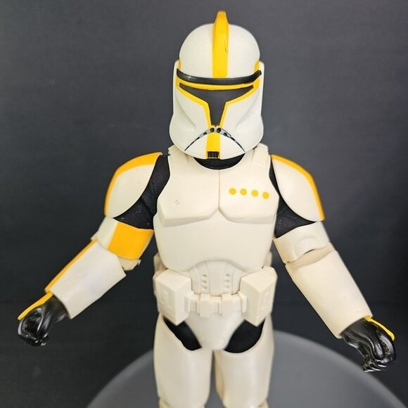 Star Wars Attack of the Clones Clone Commander 12” W/ Yellow Stripes 2002 VTG - Picture 2 of 16